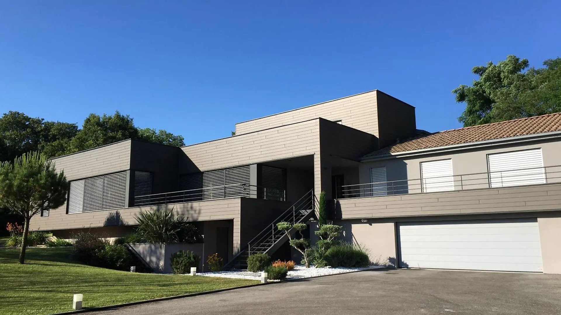 Apartmán Magnifique Studio Dans Villa Contemporaine Au Calme Avec Piscine & Parking Prive A Beaumont Les Valence & Monteleger