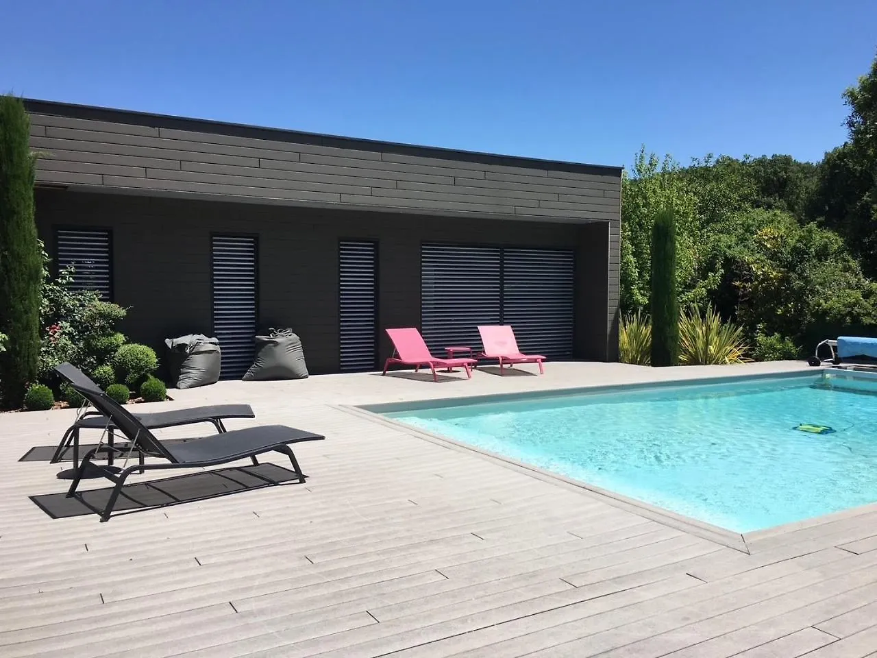 Magnifique Studio Dans Villa Contemporaine Au Calme Avec Piscine & Parking Prive A Beaumont Les Valence & Monteleger