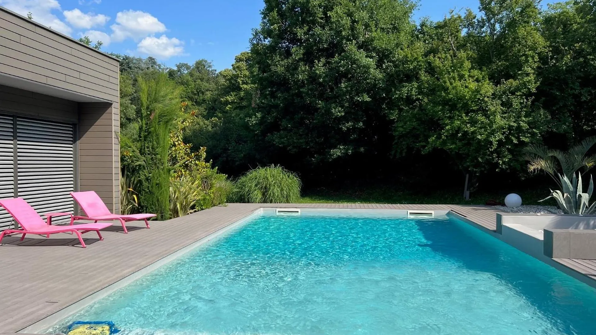 Magnifique Studio Dans Villa Contemporaine Au Calme Avec Piscine & Parking Prive A Beaumont Les Valence & Monteleger Apartmán