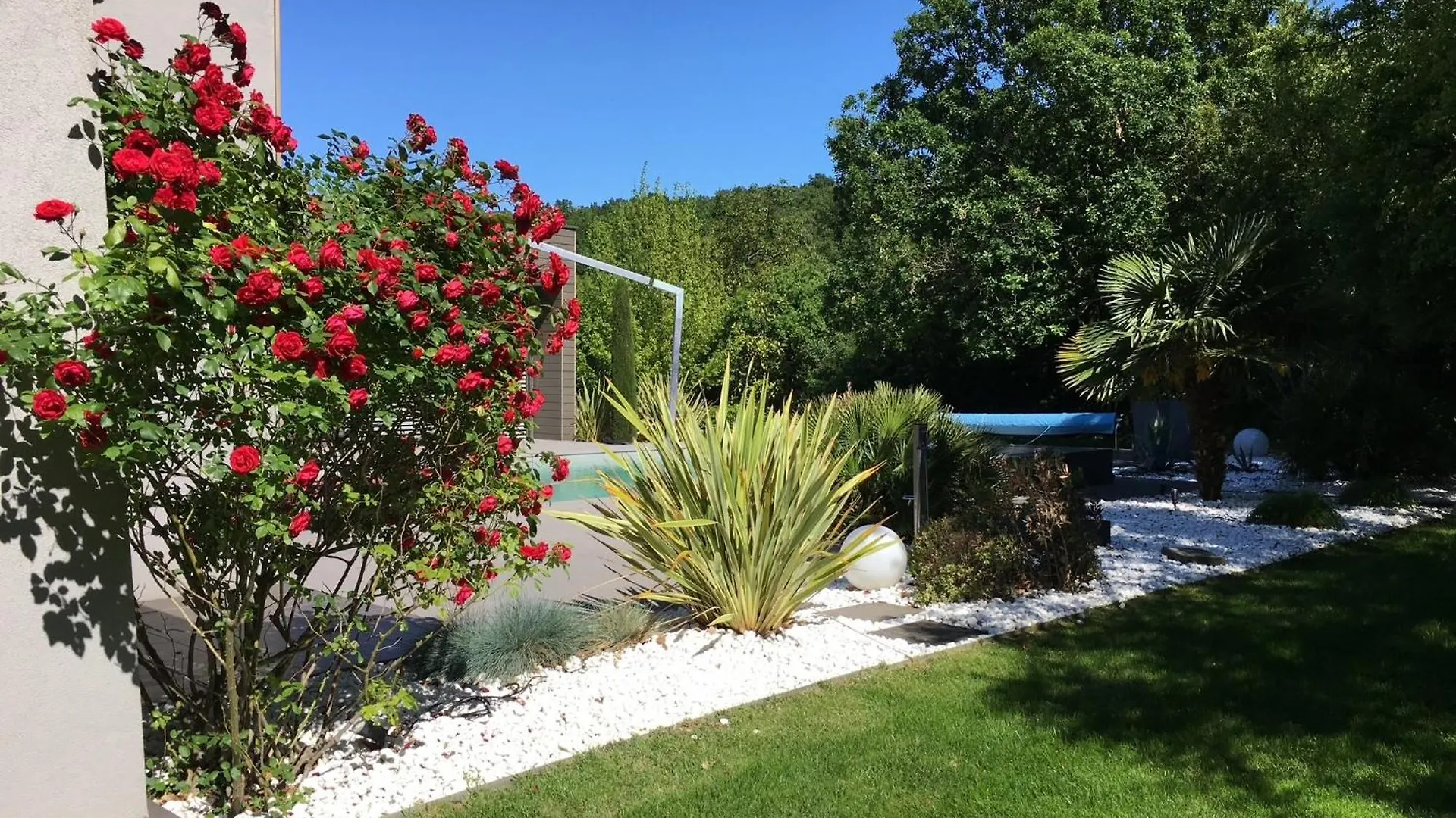 Magnifique Studio Dans Villa Contemporaine Au Calme Avec Piscine & Parking Prive A Beaumont Les Valence & Monteleger Beaumont-les-Valence