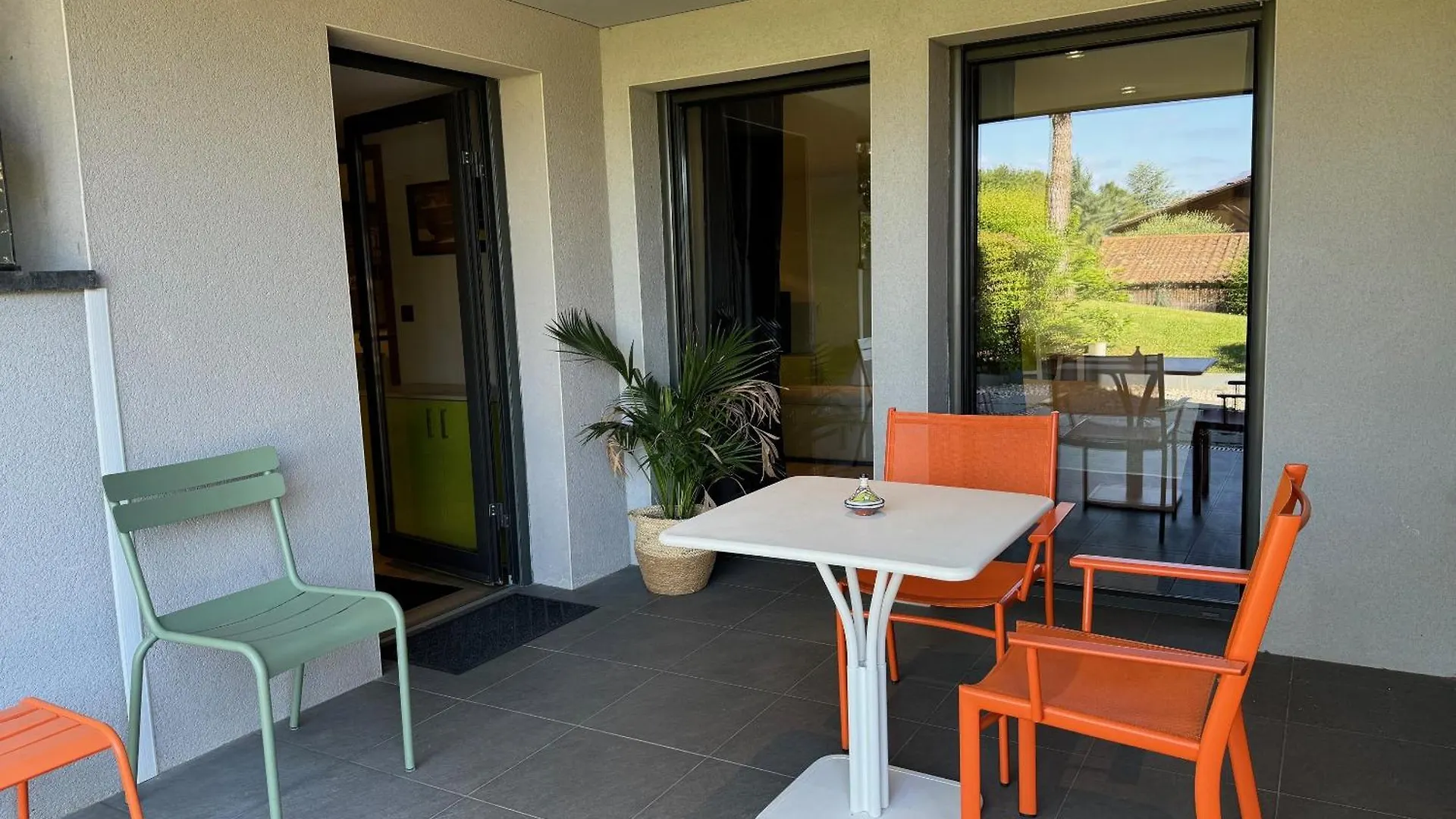 Magnifique Studio Dans Villa Contemporaine Au Calme Avec Piscine & Parking Prive A Beaumont Les Valence & Monteleger Francie