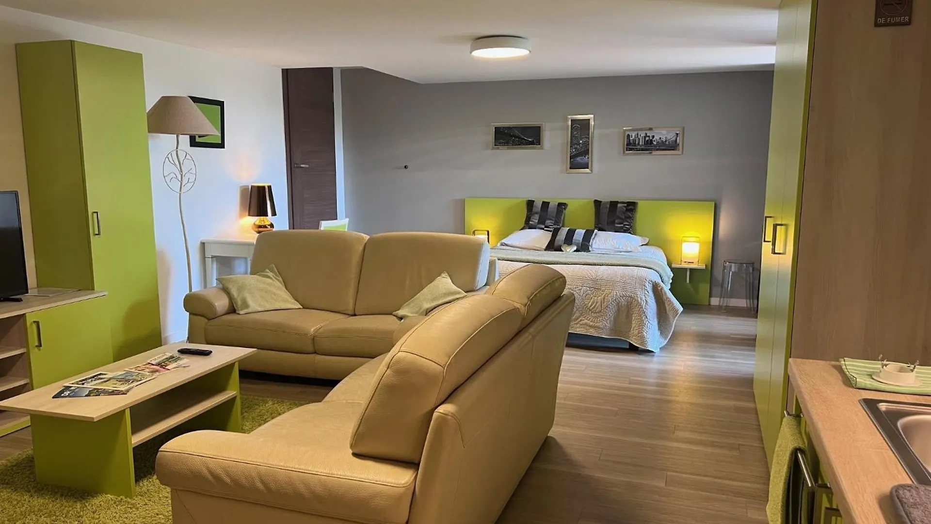 Magnifique Studio Dans Villa Contemporaine Au Calme Avec Piscine & Parking Prive A Beaumont Les Valence & Monteleger Apartmán